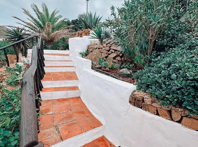 Sa Caseta De Fornells * אס מרקדל